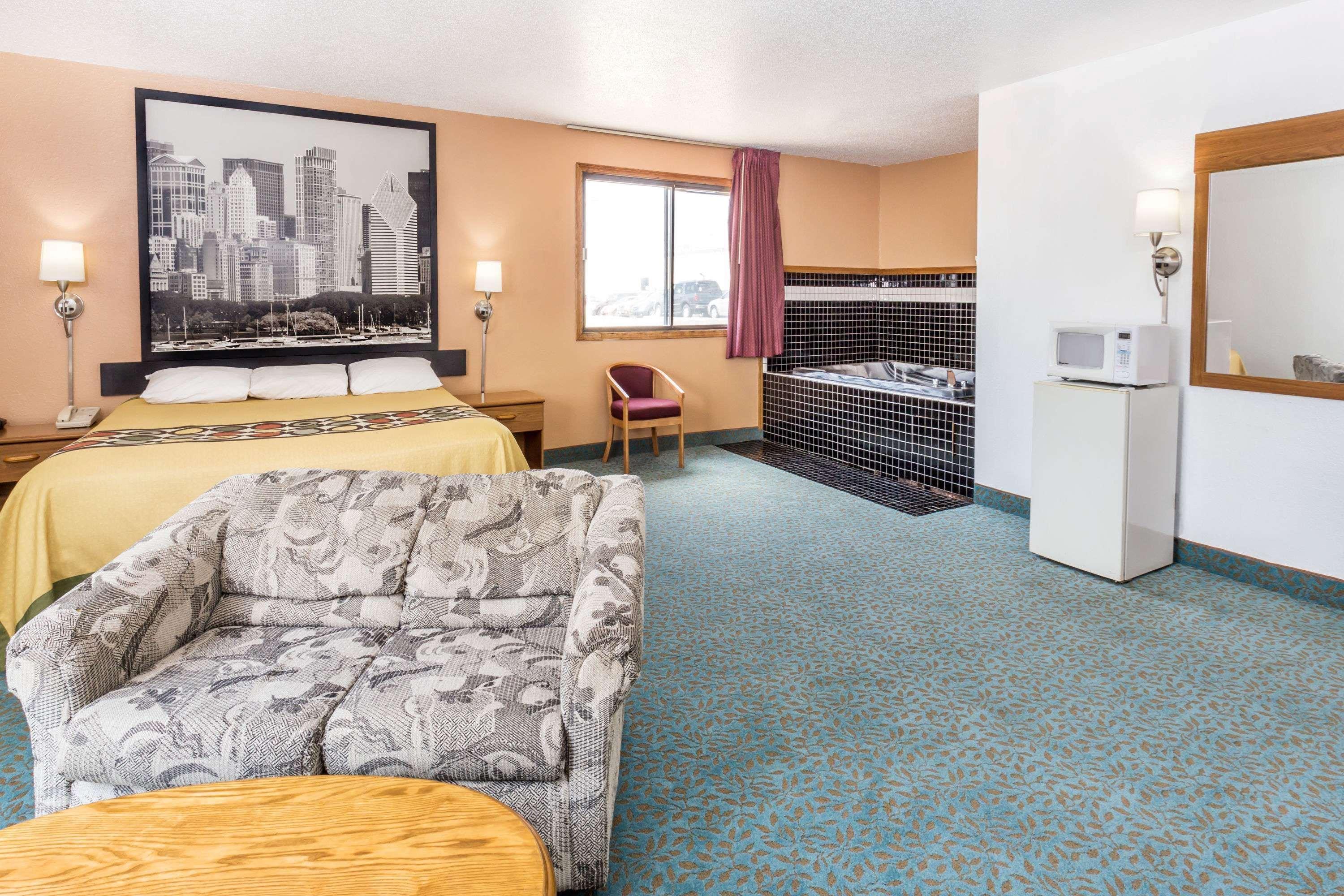 Super 8 By Wyndham Bourbonnais/Kankakee Area Eksteriør billede
