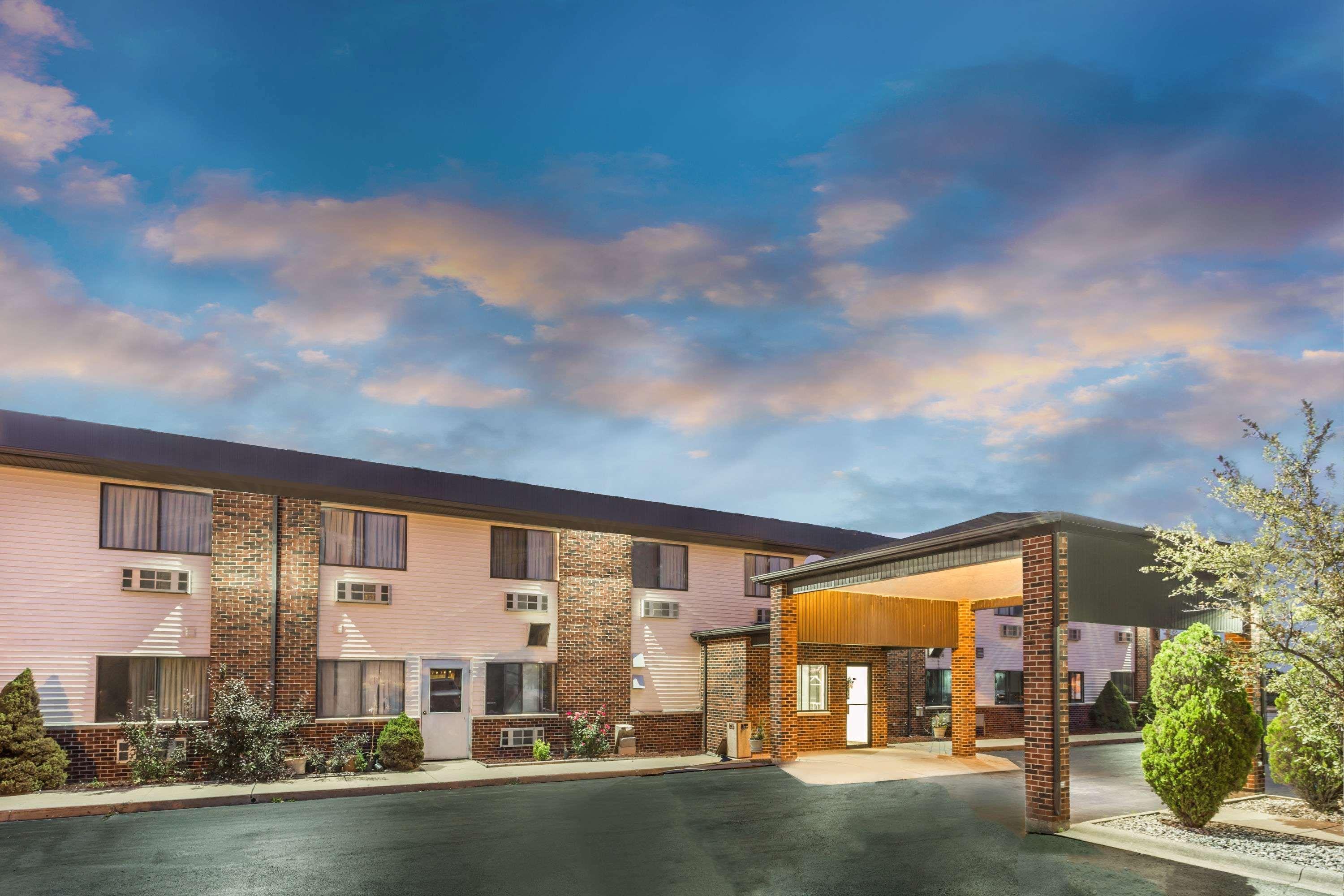 Super 8 By Wyndham Bourbonnais/Kankakee Area Eksteriør billede